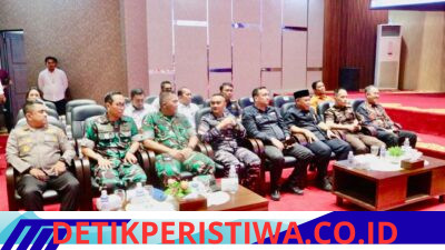 Danlanal Bintan Wakili Dankodaeral IV Hadiri Rapat Paripurna DPRD Kepri