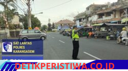 Rutinitas Sore Hari Satlantas Polres Karangasem, Lakukan Gatur Lalin di Depan Pasar Senggol Jalan Gajah Mada Amlapura