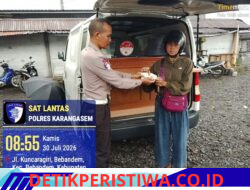 Sat Lantas Karangasem Berikan Kemudahan kepada Masyarakat Bayar Pajak Kendaraan, Melalui SAMSAT Keliling di Pasar Bebandem