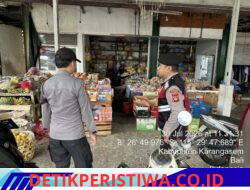 Melalui Patroli Barcode, Polsek Selat Pastikan Situasi Kamtibmas Tetap Aman dan Kondusif