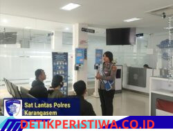 Pemandu Pelayanan Satpas Polres Karangasem Berikan Pelayanan Prima dan Terpadu kepada Masyarakat