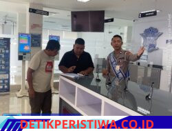 Pemandu Pelayanan Satpas Polres Karangasem Berikan Layanan Prima dan Terpadu kepada Masyarakat