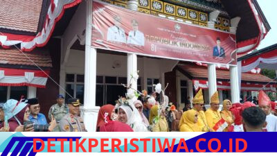 8.932 Pelajar Meriahkan Karnaval Pawai Budaya HUT ke-81 RI di Takengon, Wakapolres Aceh Tengah Turut Hadir