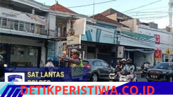 Pastikan Kelancaran Arus Lalulintas, Anggota Sat Lantas Polres Karangasem Laksanakan PH Pagi di MAN Amlapura