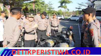 Pastikan Personel Siap Hadapi Situasi Kontinjensi, Kapolres Jembrana Cek Kesiapan Almatsus dan Simulasi Taktis Dalmas