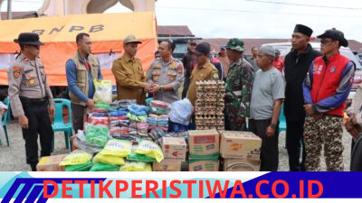 Polres Aceh Tengah Salurkan Bantuan Sosial dan Bakti Kesehatan Pada Warga Korban Kebakaran di Jagong Jeget