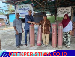 Yayasan Fatimah Az-Zahra Salurkan Bantuan Karpet Sholat untuk Mushola Asyifa Wangurer