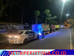 Melalui Giat Blue Light Patrol, Unit Turjagwali Polres Karangasem Berikan Himbauan tidak Parkir Truk Sembarangan 