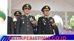 Kapolres Bireuen Mengikuti Upacara Penurunan Bendera Merah Putih HUT Ke-81 RI
