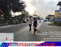 Cegah Laka Lantas di Kalangan Pelajar, Personil Polsek Rendang Melaksanakan Pos Strong Point 