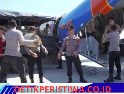Bantuan Kapolri Tiba di Labuan Bajo, Logistik Disiapkan untuk Warga Terdampak Gempa Flores