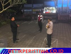 Pastikan Situasi Tetap Aman dan Kondusif, Personel Patrol Polsek Selat Gelar Blue Light Sasar Bank BRI Unit Selat