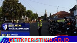 Rutinitas Laksanakan Pos Sore, Satlantas Polres Karangasem Lakukan Gatur  Lalin di Kawasan Pasar Senggol Jalan Gajah Mada Amlapur