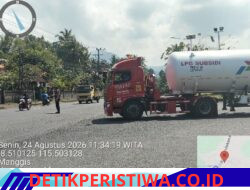 Personel Unit Pam Obvit Sat Samapta Polres Karangasem Lakukan Gatur  Lalin di Depan Pertamina Integrated Terminal Manggis