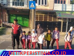 KARYD Polsek peusangan hadir ciptakan keamanan masyarakat saat beraktivitas