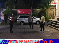 Melalui Giat Blue Light Patrol Personil Polsek Selat Sambangi Bank BRI Unit Selat Pastikan Keamanan Tetap Kondusif