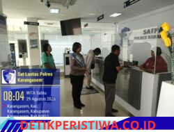 Tingkatkan Kualitas Layanan Publik, Polwan Polres Karangasem Edukasi Tertib dalam Berlalulintas kepada Pemohon SIM di Satpas Polres Karangasem
