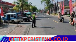 Pastikan Keamanan dan Kelancaran Pendistribusian, Sat Lantas Polres Karangasem Atensi Arus Lalin di Kawasan Pertamina Subagan