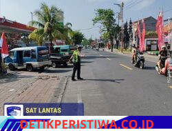 Pastikan Keamanan dan Kelancaran Pendistribusian, Sat Lantas Polres Karangasem Atensi Arus Lalin di Kawasan Pertamina Subagan