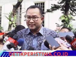 Puluhan Tahun Tinggal di Pinggir Rel, Suryani Terharu Kini Punya Hunian Layak Berkat Prabowo