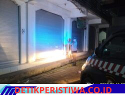 Cegah Gangguan Kamtibmas, Personil Polsek Sidemen Intensifkan Blue Light Patrol 