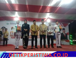 Malam Apresiasi Festival Pawai Budaya HUT ke-81 RI Bireuen Meriah, Kadis P&K Dr. Muslim Bacakan Puisi