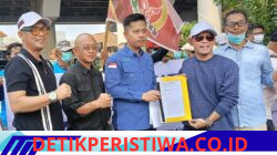 Aksi SIRA dan PST Desak Kejari Lakukan Pemeriksaan Korupsi Terhadap Pengadaan Lampu Jalan Solar Cell