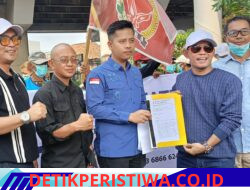 Aksi SIRA dan PST Desak Kejari Lakukan Pemeriksaan Korupsi Terhadap Pengadaan Lampu Jalan Solar Cell