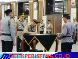Kapolri Pimpin Upacara Serah Terima Jabatan Sejumlah Pejabat di Lingkungan Polri 