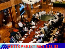 Prabowo Kumpulkan Para Menteri di Hambalang, Bahas Upaya Hadirkan Hunian dan Lingkungan Layak
