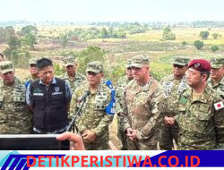 Kasdam II/Swj Dampingi Dankodiklat TNI Tinjau Latgabma Super Garuda Shield 2026 Materi Airbone di Puslatpur Kodiklatad Baturaja