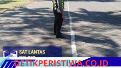 Pastikan Kelancaran Arus Lalulintas, Personel Satlantas Polres Karangasem Lakukan Gatur  Lalin Kegiatan di Kawasan Obyek Wisata Pantai Virgin