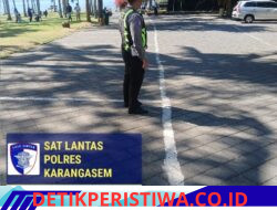 Pastikan Kelancaran Arus Lalulintas, Personel Satlantas Polres Karangasem Lakukan Gatur  Lalin Kegiatan di Kawasan Obyek Wisata Pantai Virgin
