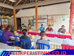 Bhabinkamtibmas Desa Tangkup,  Hadiri Penyerahan SK Pengurus Karang Taruna