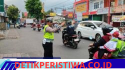 Rutinitas Anggota Lantas Polres Karangasem Lakukan Gatur Pagi, di Simpang Tiga BTN Taman Asri Karangasem