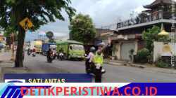 Cegah Lakalantas, Personil Sat Lantas dengan Sepenuh Hati Lakukan Gatur Pagi di Depan MAN Amlapura