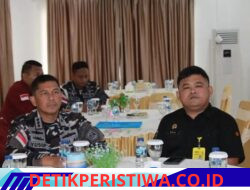 Komandan Lanal Ranai Terima Penyerahan Surat Alas Hak Tanah di Pulau Midai