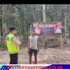 Patroli Mitigasi Karhutla Polsek Semendawai Suku III, Polisi Pasang Banner dan Imbau Warga Tidak Membakar Lahan