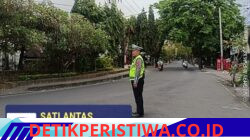 Pastikan Kelancaran Arus Lalulintas, Unit Turjawali Sat Lantas Lakukan Gatur Lalin di Pos 3 Patung Salak Jasri
