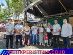 Kanwil Hukum Sulut Pantau dan Serahkan Dokumen Kewarganegaraan di Wangurer