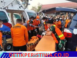 Helikopter Polri Sisir 30 Mil Laut dari Darat, Beberapa Jenazah Korban KM Virgo Transport 8 Berhasil Evakuasi