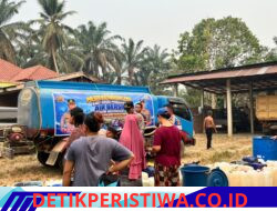 Polda Sumsel Perkuat Pelayanan Kemanusiaan, 10.000 Liter Air Bersih Disalurkan di Muba