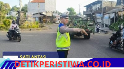 Utamakan Keselamatan Pejalan Kaki dan Pengendara, Unit Turjawali Sat Lantas Rutin Lakukan Gatur Lalin di Pos 3 Patung Salak Jasri