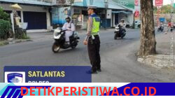 Jaga Keselamatan Pengguna Jalan,  Anggota Sat Lantas Polres Karangasem Laksanakan PH Pagi di MAN Amlapura