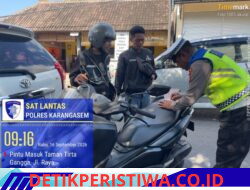 Berikan Efek Jera kepada Pelanggar Lalulintas, Unit Turjawali Tindak Tegas Pengendara Tanpa Helm Berikan Tilang Manual