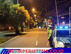 Tekan Angka Lakalantas, Unit Turjagwali Satlantas Polres Karangasem Intensifkan Patroli Barcode dan Blue Light Patrol di Jalan Veteran