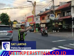 Dengan Sepenuh Hati Anggota Lantas Polres Karangasem Rutin Lakukan Gatur Pagi, di Simpang Tiga BTN Taman Asri Karangasem