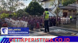 Melalui Program Police Goes To School, Sat Lantas Polres Karangasem Edukasi Etika saat Berkendar dalam Berlalulintas kepada Siswa-siswi SMKN 1 Bebandem