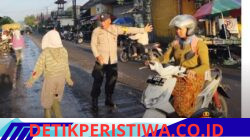 Jaga Keselamatan Pejalan Kaki dan Pengendara, Polsek Rendang Melaksanakan Strong Point di Simpang 4 Pasar Rendang
