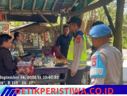 Pererat Sinergi dalam Menjaga Situasi Kamtibmas Agar Tetap Kondusif, Personil Polsek Rendang Gelar Patroli Dialogis 